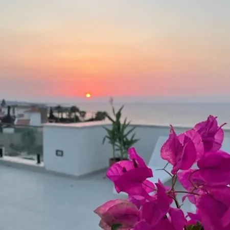 Tasteful With Immaculate Seaview Apartment Agios Nikolaos (Famagusta)