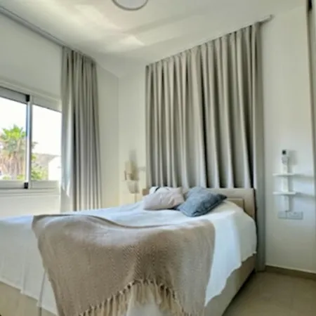 Daire Tasteful With Immaculate Seaview